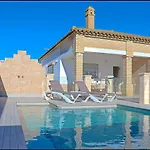 Chalet Penuelas Con Piscina