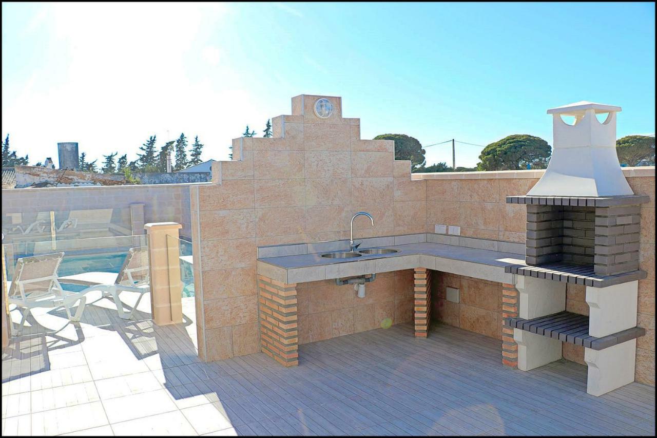Chalet Penuelas Con Piscina