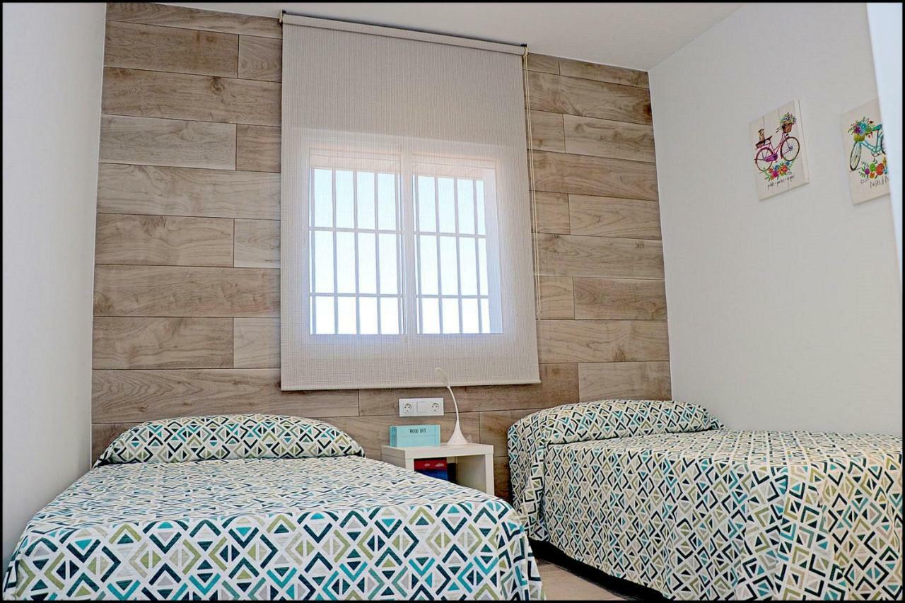 Penuelas Con Piscina Chalet